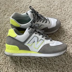 Women’s New Balance 574